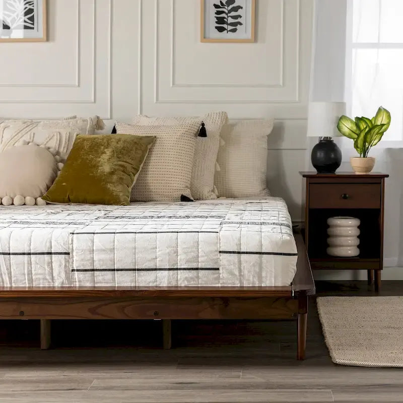 King-size Solid Wood Platform Bed